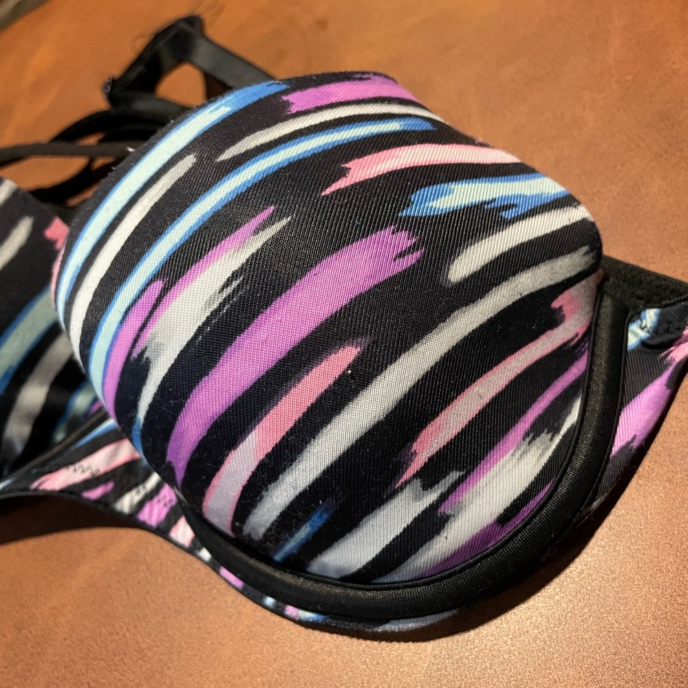 Victoria’s Secret VS PINK‎ 32B - Picture 8 of 15